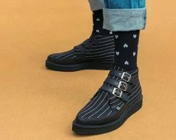 A9816 Pinstripe 3-Buckle Pointed Boot