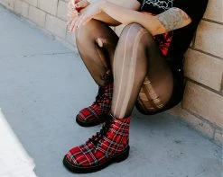 T2292 Red Plaid 7-Eye Anarchic Boot Womens