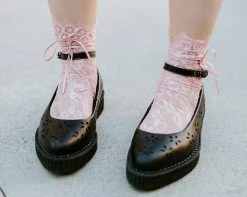 TSK1059 Pink Lace Ribbon Women’s Sock Vegan