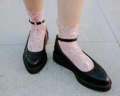 TSK1059 Pink Lace Ribbon Women’s Sock Vegan