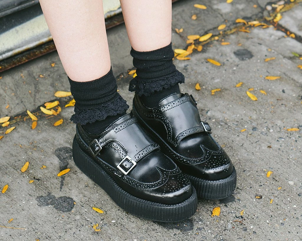 Discount β€οΈ V9115 Black 2-Buckle Strap Wingtip Creeper π© Womens π 5 V9115 Black 2-Buckle Strap Wingtip Creeper Womens